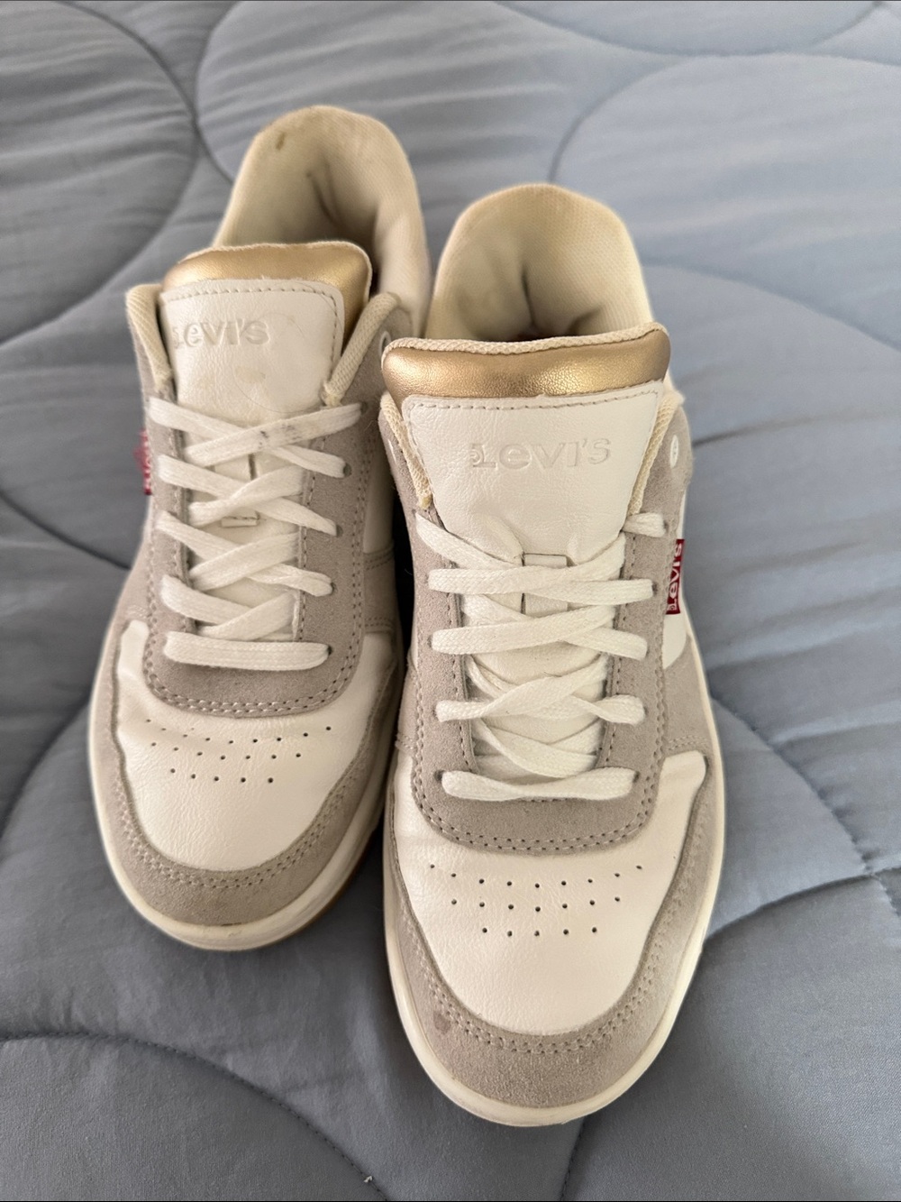 Levi's White and Cream Casual Sneakers with Tan Accents